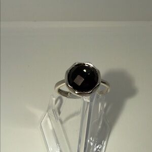 Elegant Black Onyx and Silver Ring